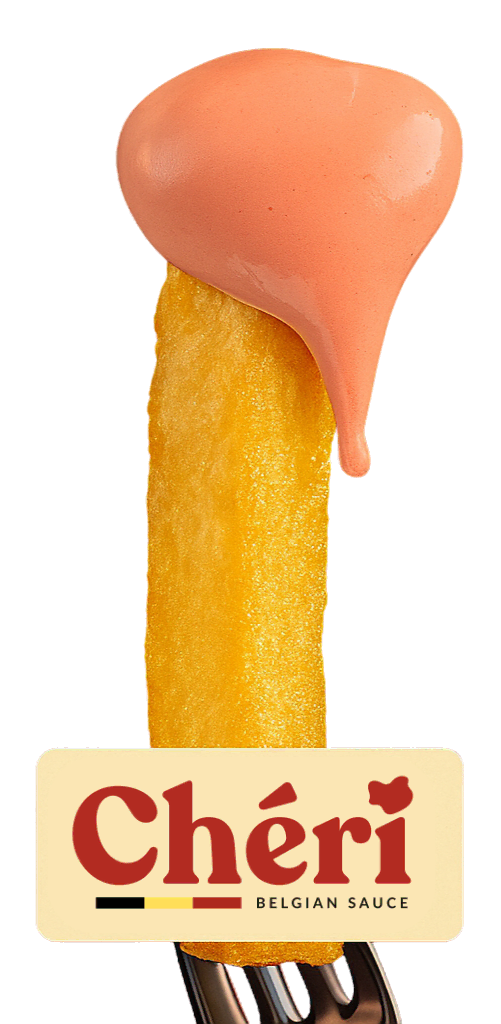 Tenedor con papa frita y salsa chéri sauces